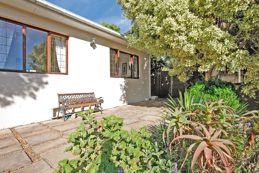 3 Bedroom Property for Sale in Glencairn Western Cape